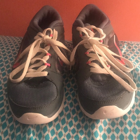 Pink and Grey Nike Running Shoe - Picture 1 of 6